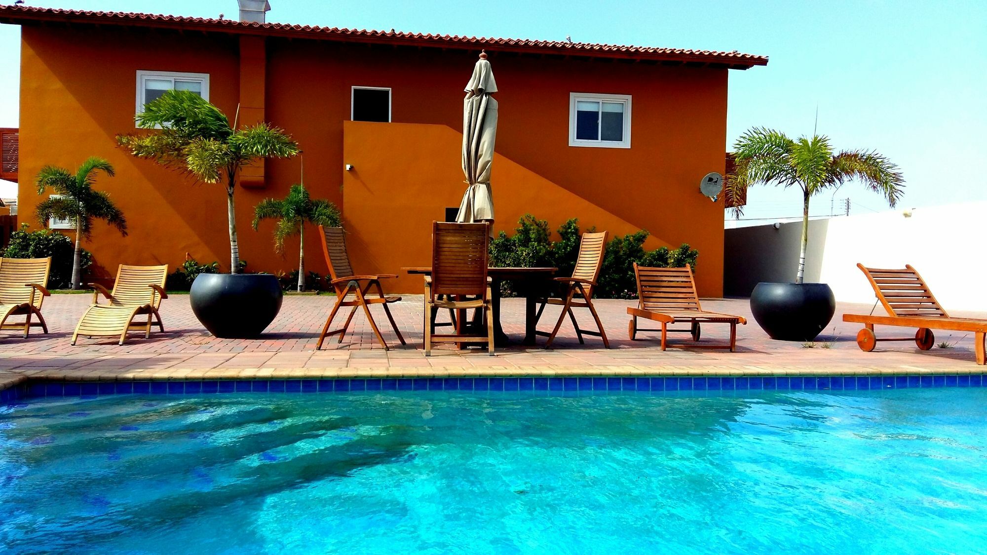 Dorado Eagle Beach Hotel Oranjestad Ngoại thất bức ảnh