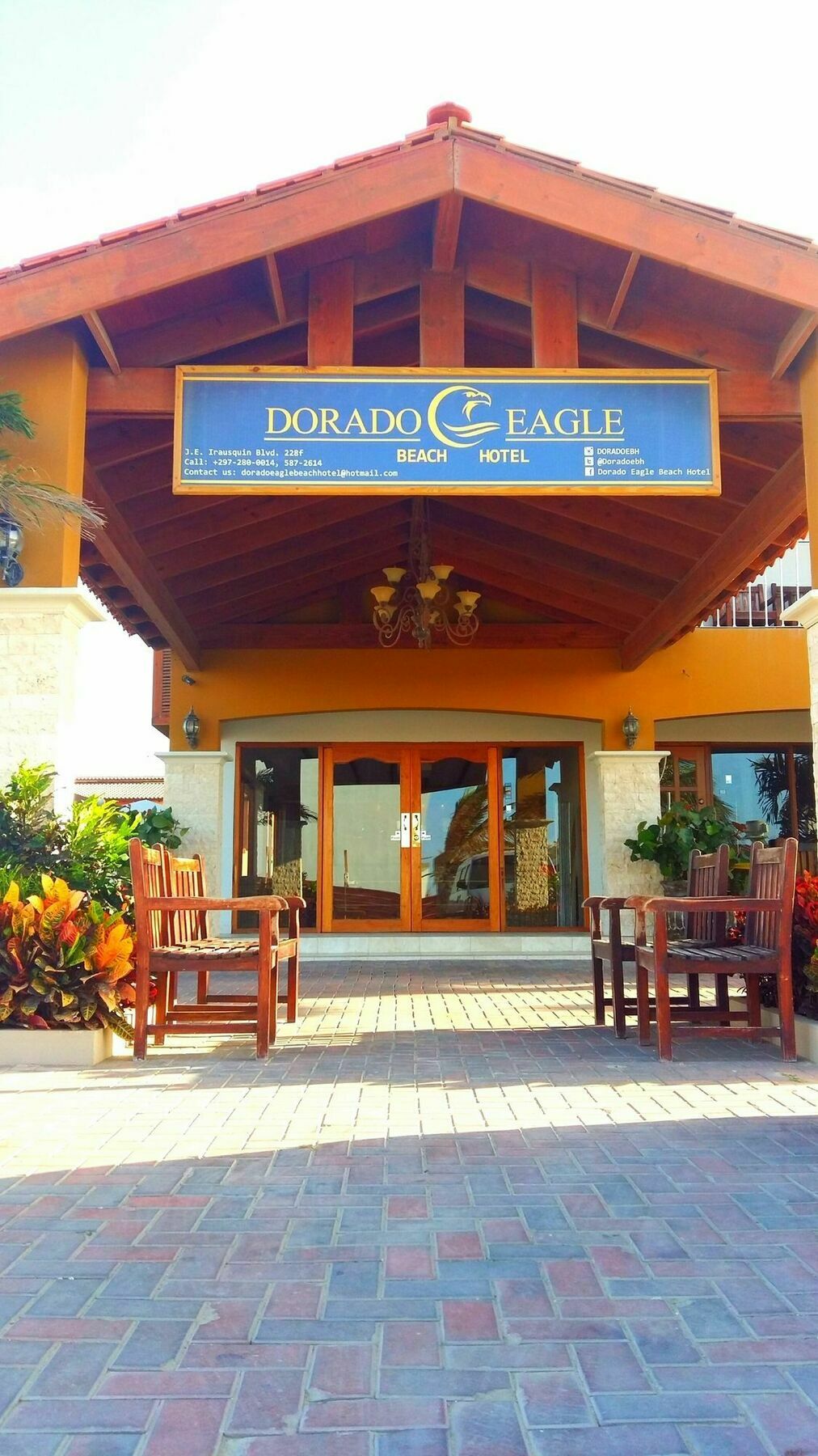 Dorado Eagle Beach Hotel Oranjestad Ngoại thất bức ảnh