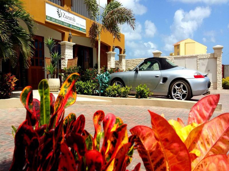 Dorado Eagle Beach Hotel Oranjestad Ngoại thất bức ảnh